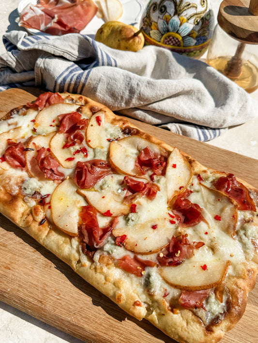 Pear & Gorgonzola Flatbread