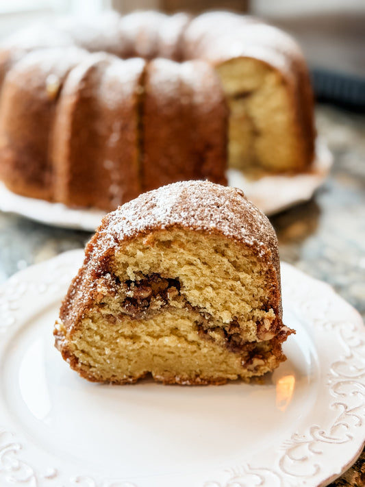 Aunt Francie’s Bundt Cake